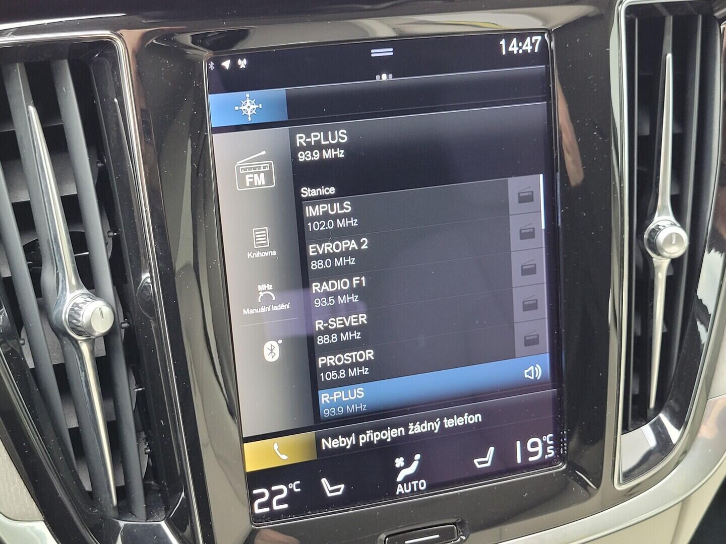 O619V07715_28.webp_V60 Cross Country AWD 2.0 B4 145 kW automat, DPH