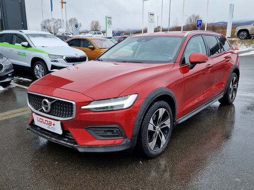 V60 Cross Country AWD 2.0 B4 145 kW automat, DPH