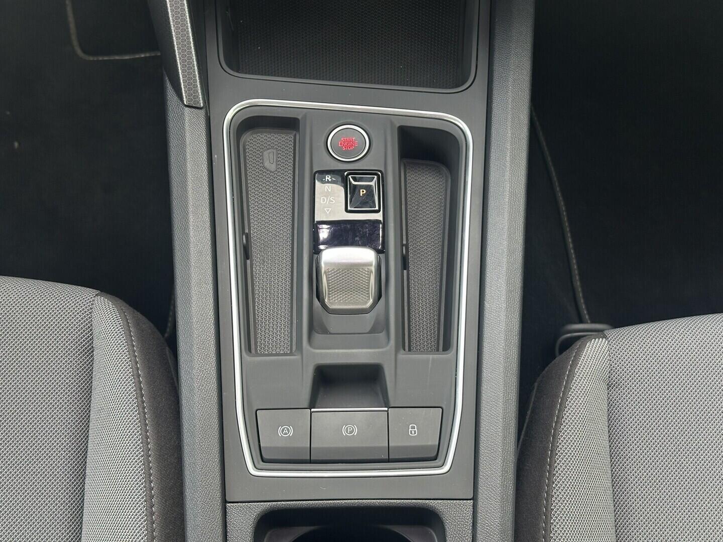 O619V07722_27.webp_LEON Style 1.5 TSI 85 kW automat, DPH