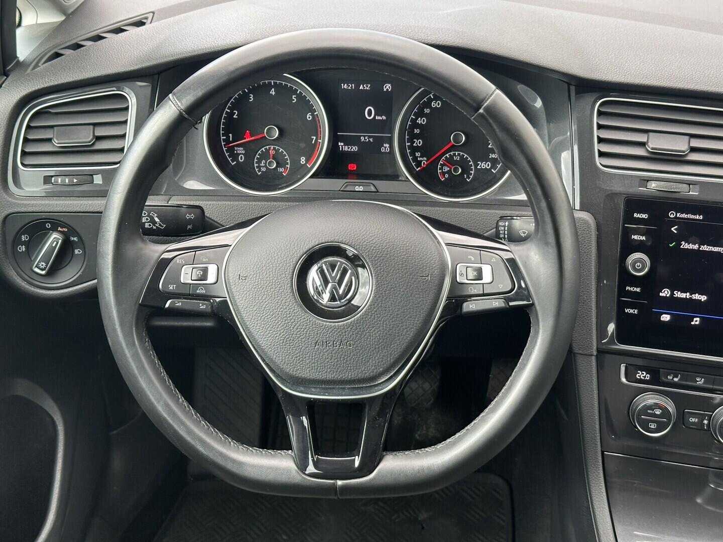 O619V07728_20.webp_GOLF Maraton Edition 1.4 TSI 92 kW manuál