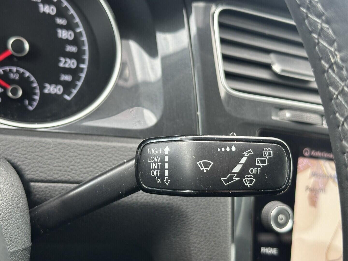 O619V07728_22.webp_GOLF Maraton Edition 1.4 TSI 92 kW manuál