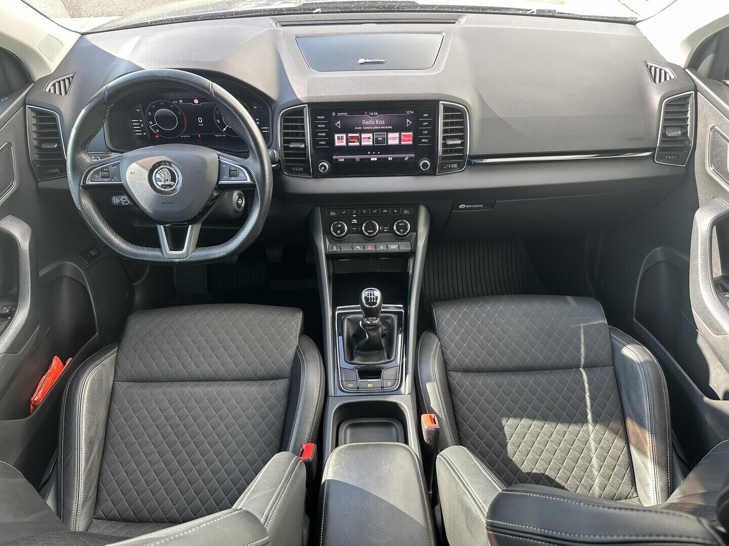 O619V07732_18.webp_KAROQ Style Plus 1.5 TSI 110 kW manuál