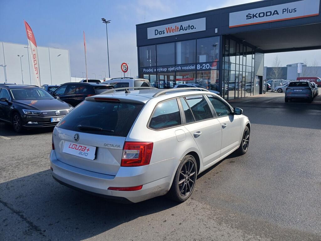 O619V07736_11.webp_OCTAVIA Ambition 1.4 TSI 103 kW manuál