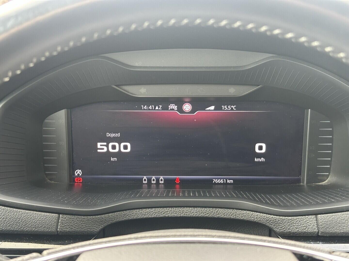 O619V07737_19.webp_KAROQ SportLine 1.5 TSI 110 kW manuál