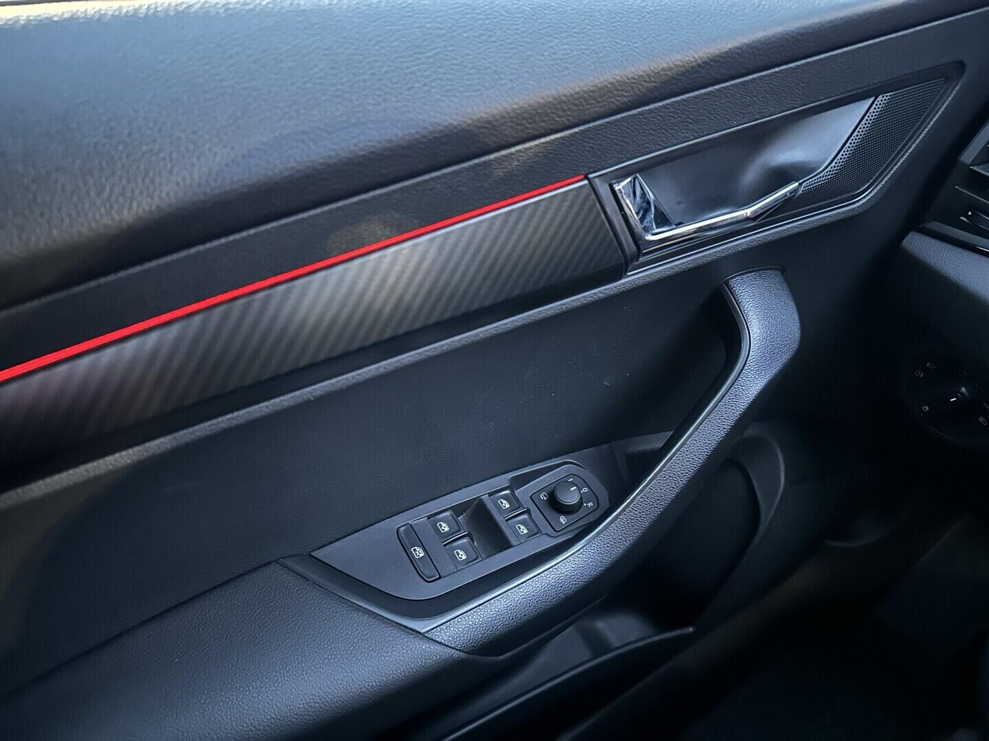 O619V07737_25.webp_KAROQ SportLine 1.5 TSI 110 kW manuál