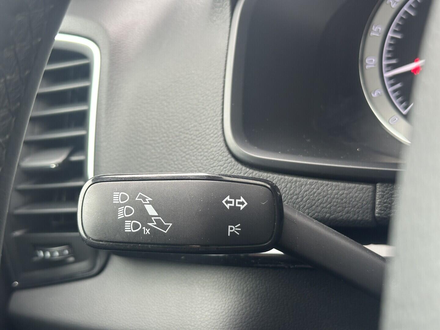 O619V07738_21.webp_KAROQ Style 1.6 TDI 85 kW manuál, DPH