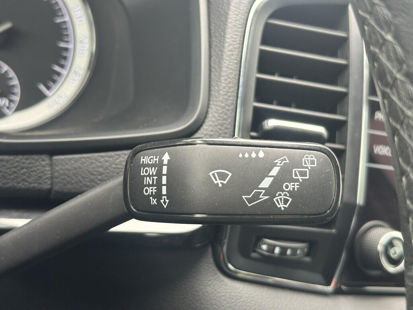 O619V07738_23.webp_KAROQ Style 1.6 TDI 85 kW manuál, DPH