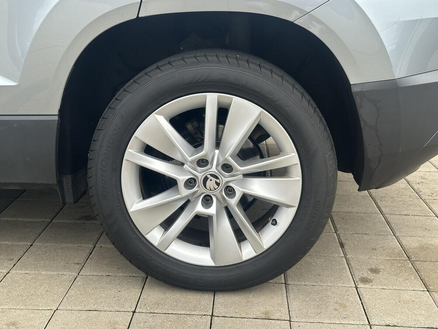 O619V07738_31.webp_KAROQ Style 1.6 TDI 85 kW manuál, DPH