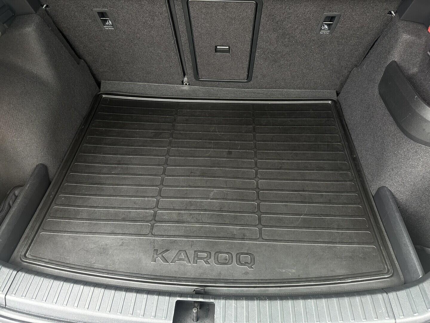 O619V07738_32.webp_KAROQ Style 1.6 TDI 85 kW manuál, DPH