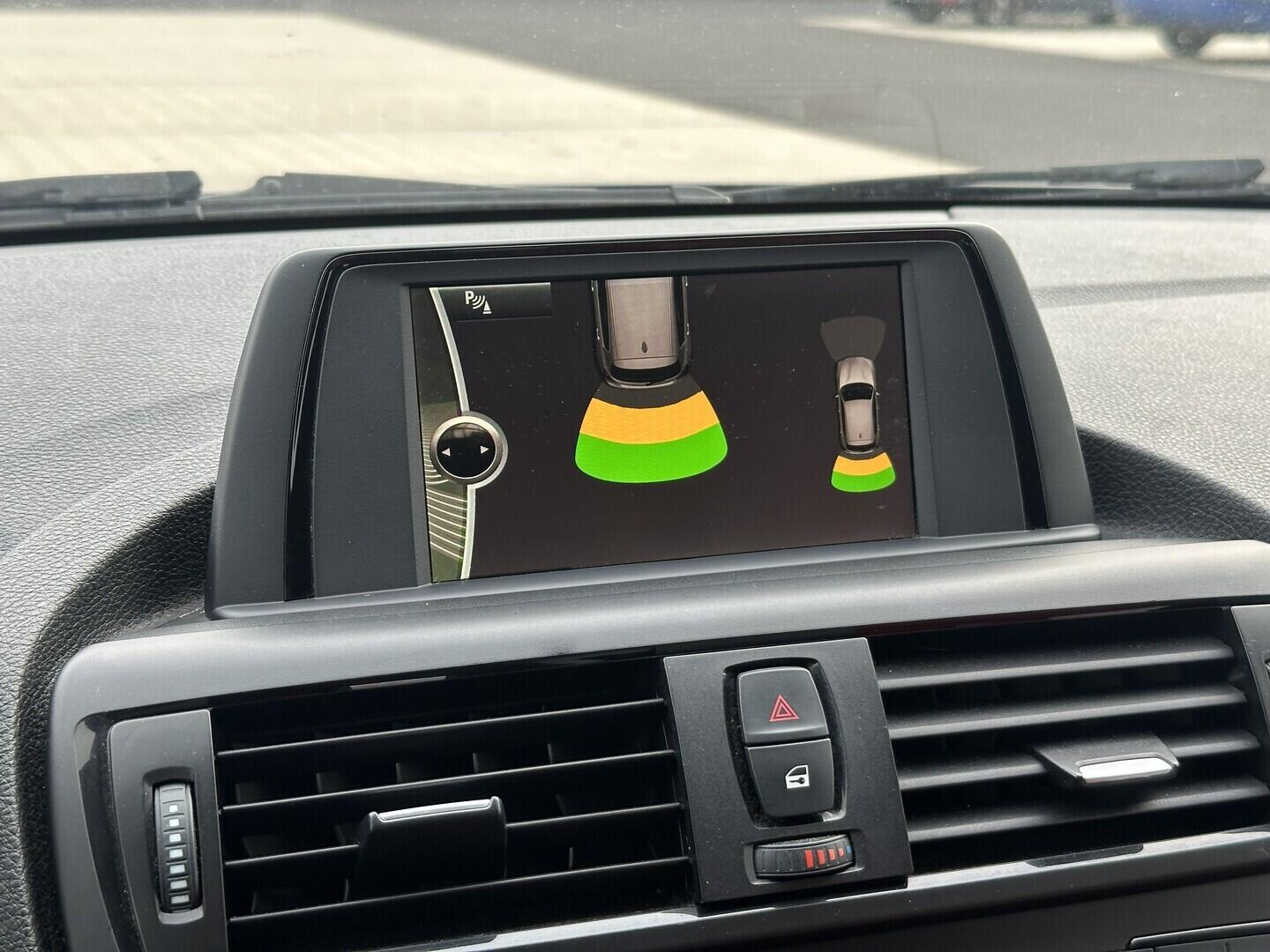 O619V07740_27.webp_120 xDrive Mpaket 2.0 D 135 kW manuál