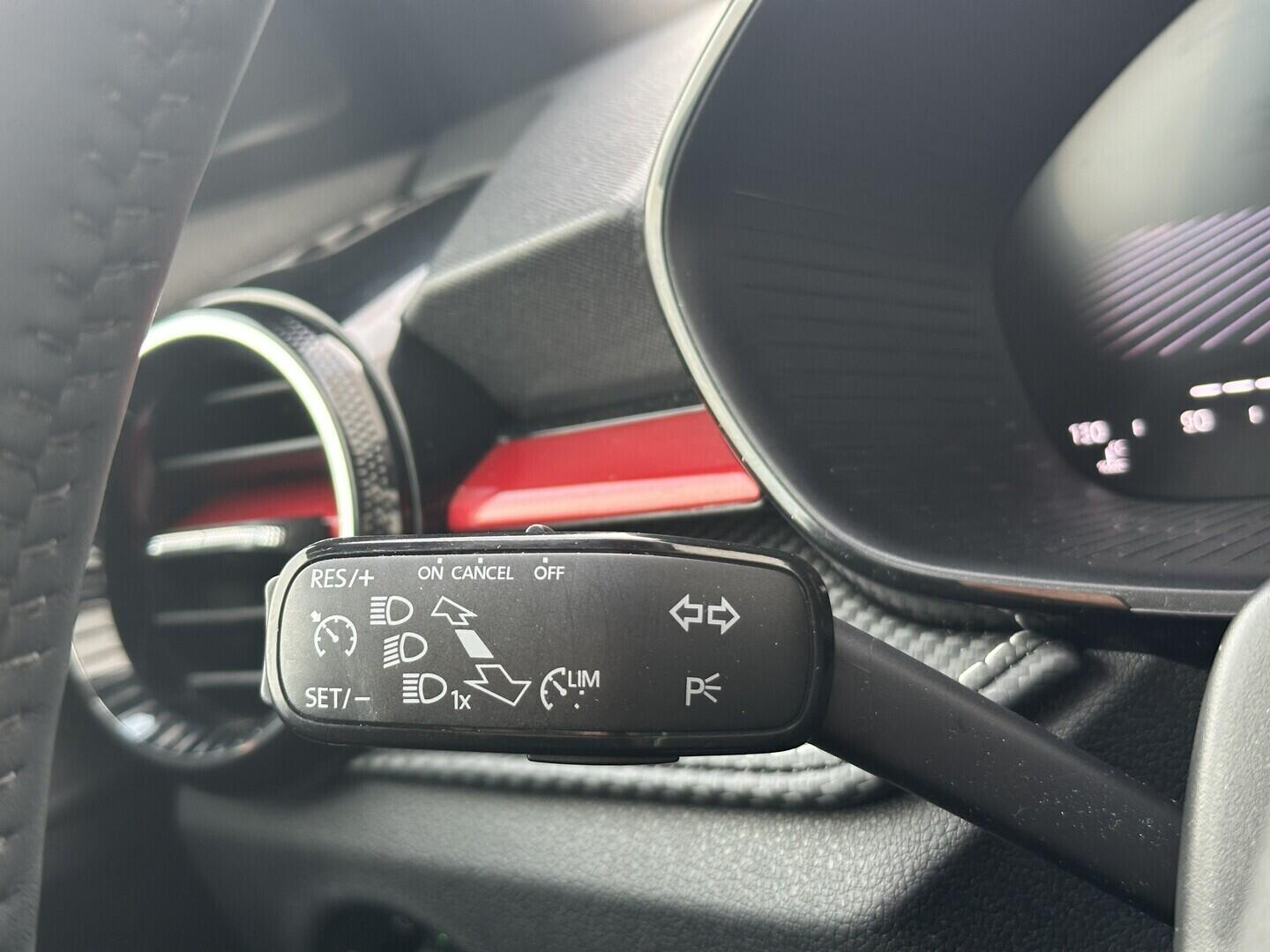 O619V07741_21.webp_FABIA Monte Carlo 1.5 TSI 110 kW automat, DPH