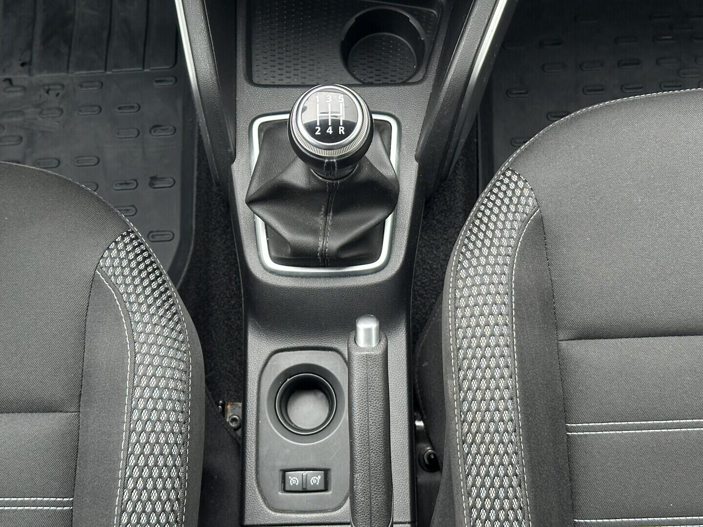 O619V07748_25.webp_DUSTER  1.0 TCe 74 kW manuál