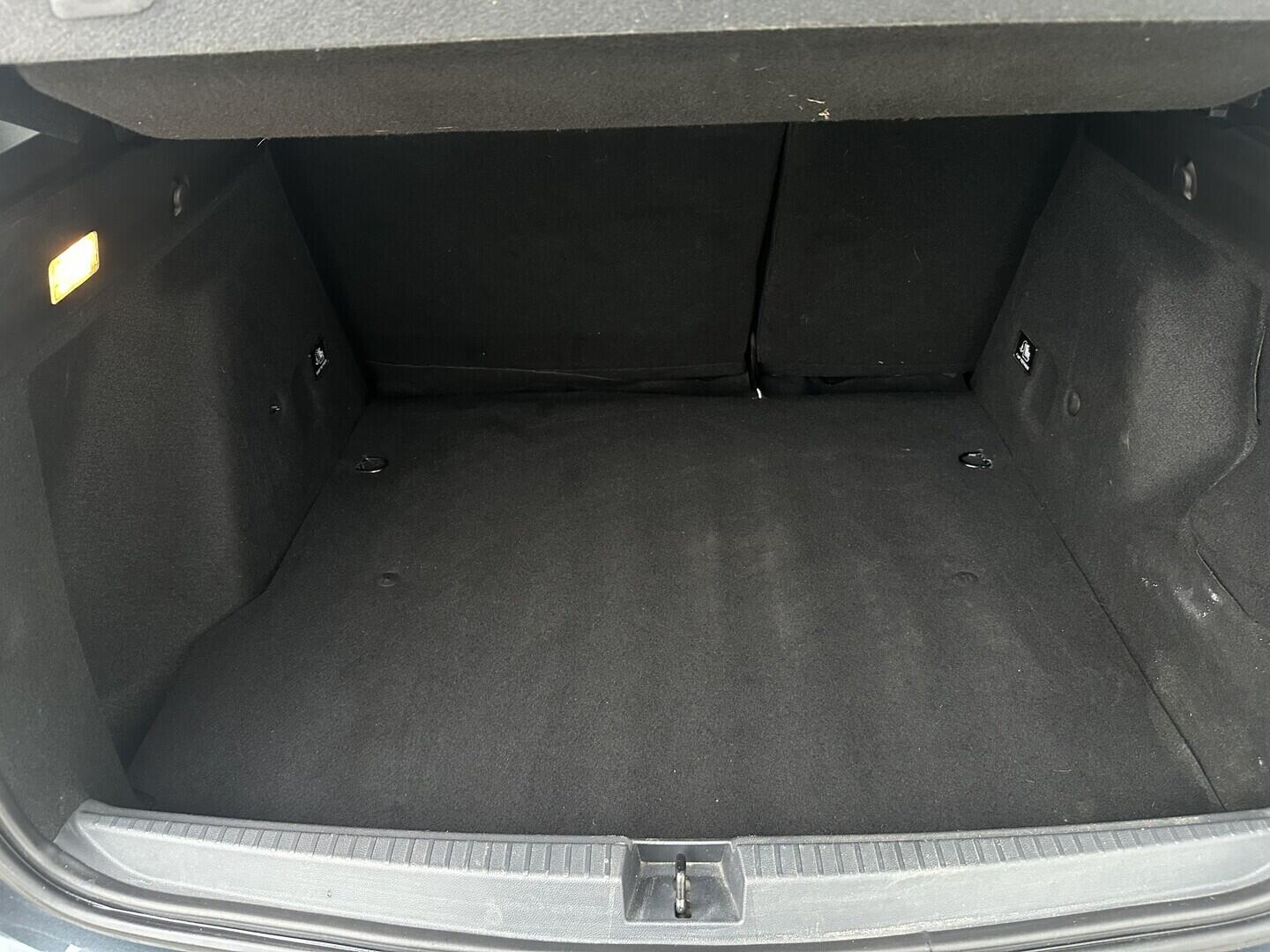 O619V07748_32.webp_DUSTER  1.0 TCe 74 kW manuál