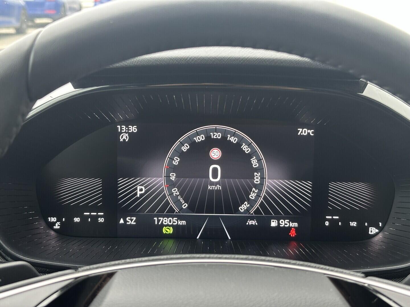 O619V07757_19.webp_FABIA Top Selection 1.0 TSI 85 kW automat, DPH