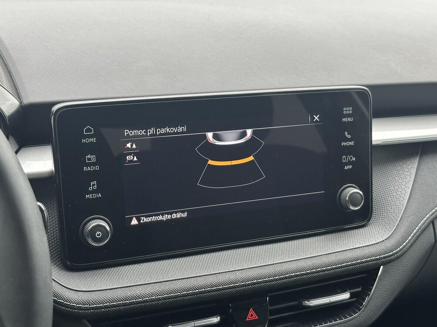 O619V07757_28.webp_FABIA Top Selection 1.0 TSI 85 kW automat, DPH