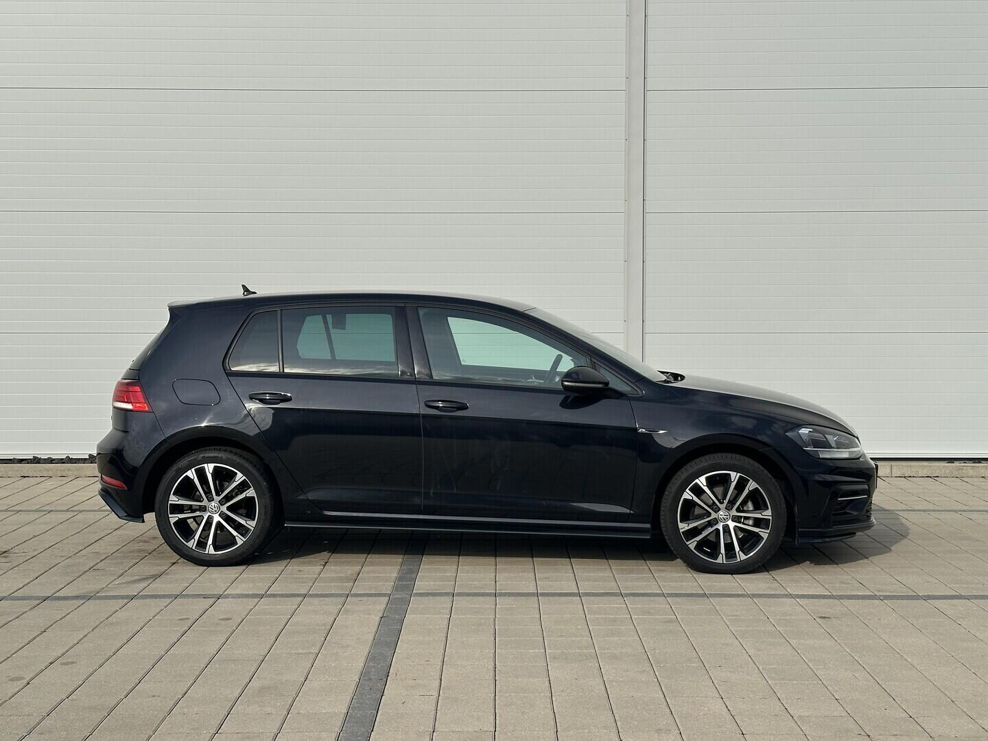 O619V07760_13.webp_GOLF R-Line 1.4 TSI 92 kW manuál, DPH