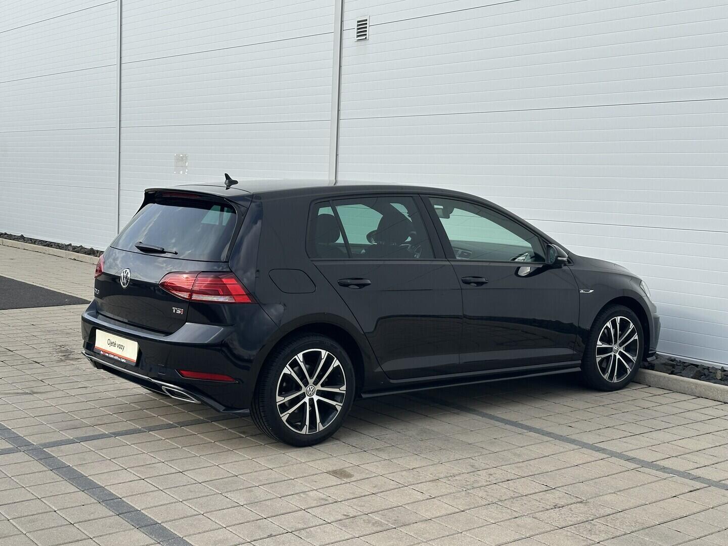 O619V07760_14.webp_GOLF R-Line 1.4 TSI 92 kW manuál, DPH