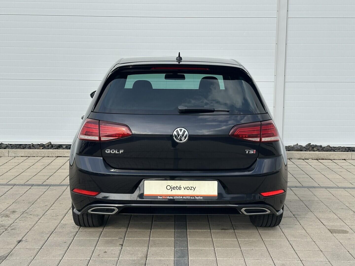 O619V07760_15.webp_GOLF R-Line 1.4 TSI 92 kW manuál, DPH