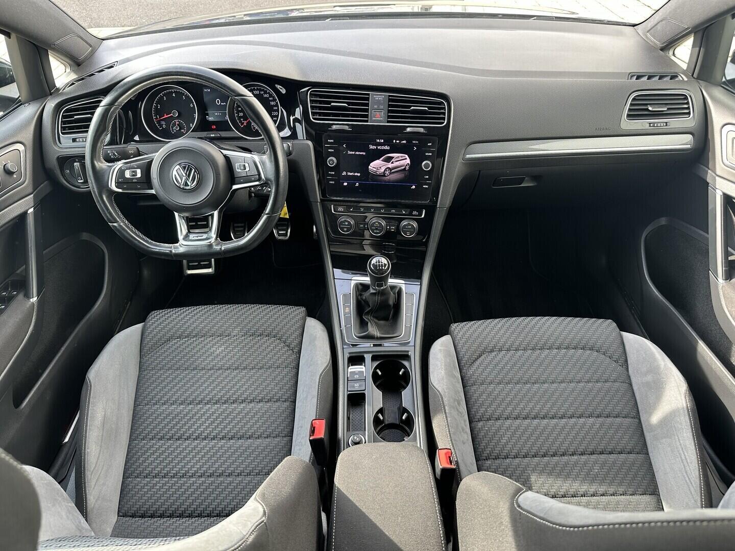 O619V07760_18.webp_GOLF R-Line 1.4 TSI 92 kW manuál, DPH