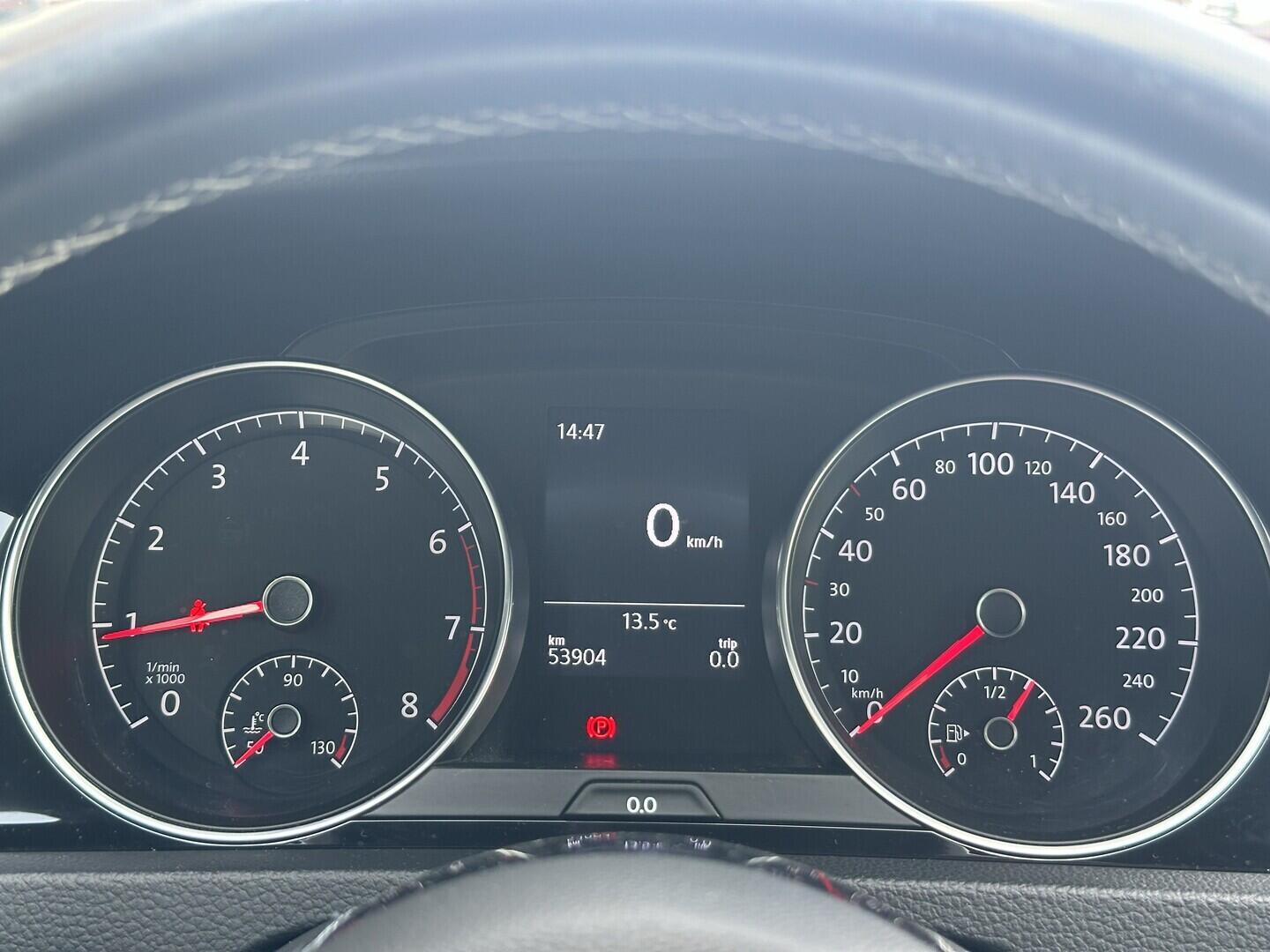 O619V07760_19.webp_GOLF R-Line 1.4 TSI 92 kW manuál, DPH