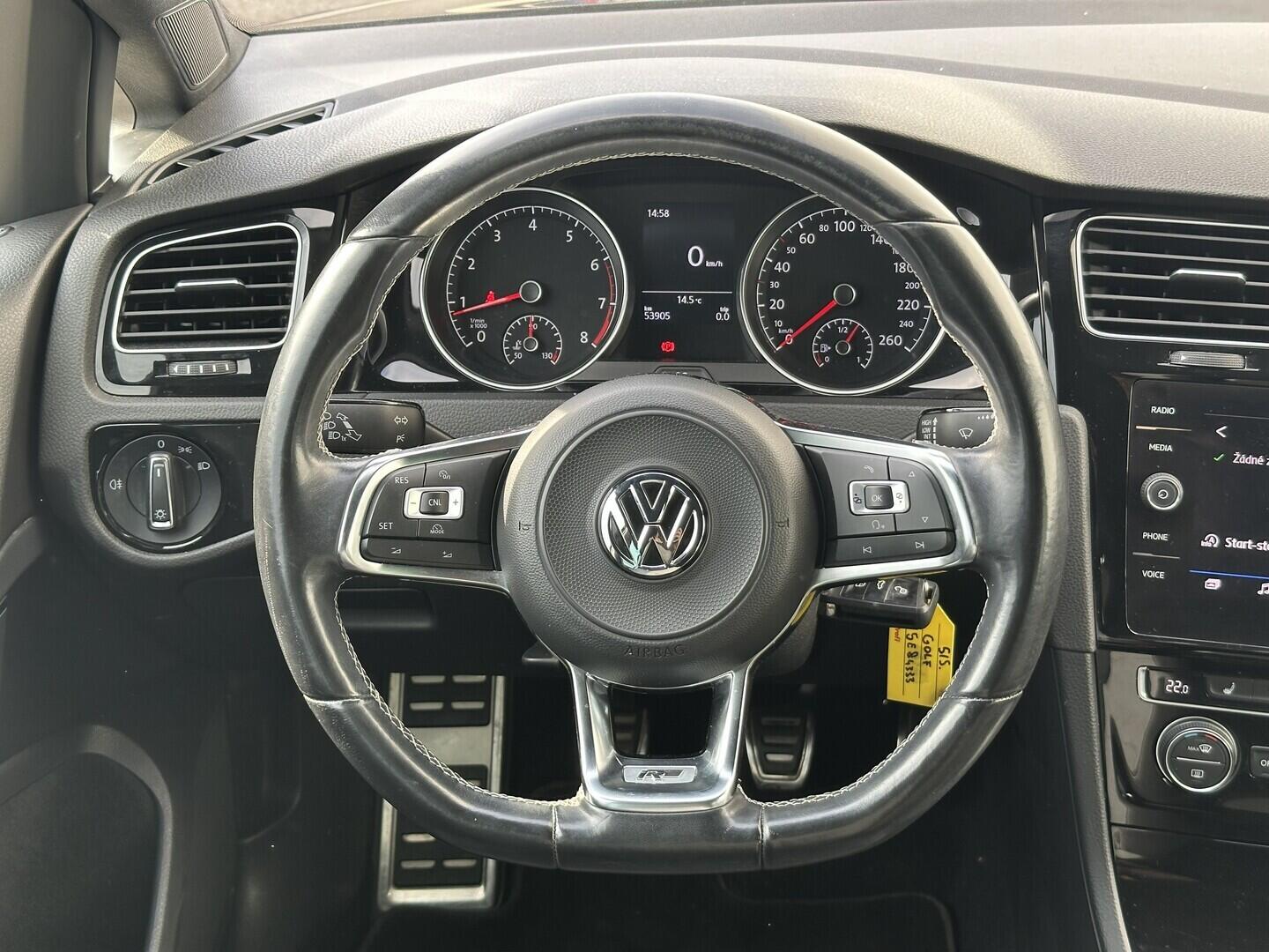 O619V07760_20.webp_GOLF R-Line 1.4 TSI 92 kW manuál, DPH