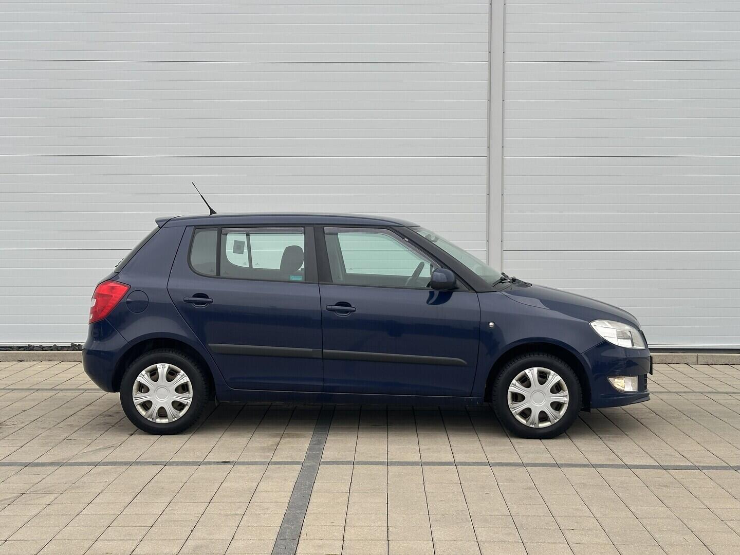 O619V07762_13.webp_FABIA Ambiente 1.2 HTP 44 kW manuál