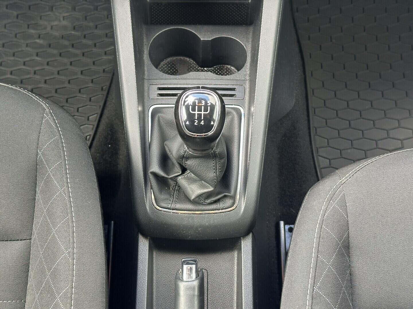 O619V07765_26.webp_FABIA Style 1.0 TSI 70 kW manuál