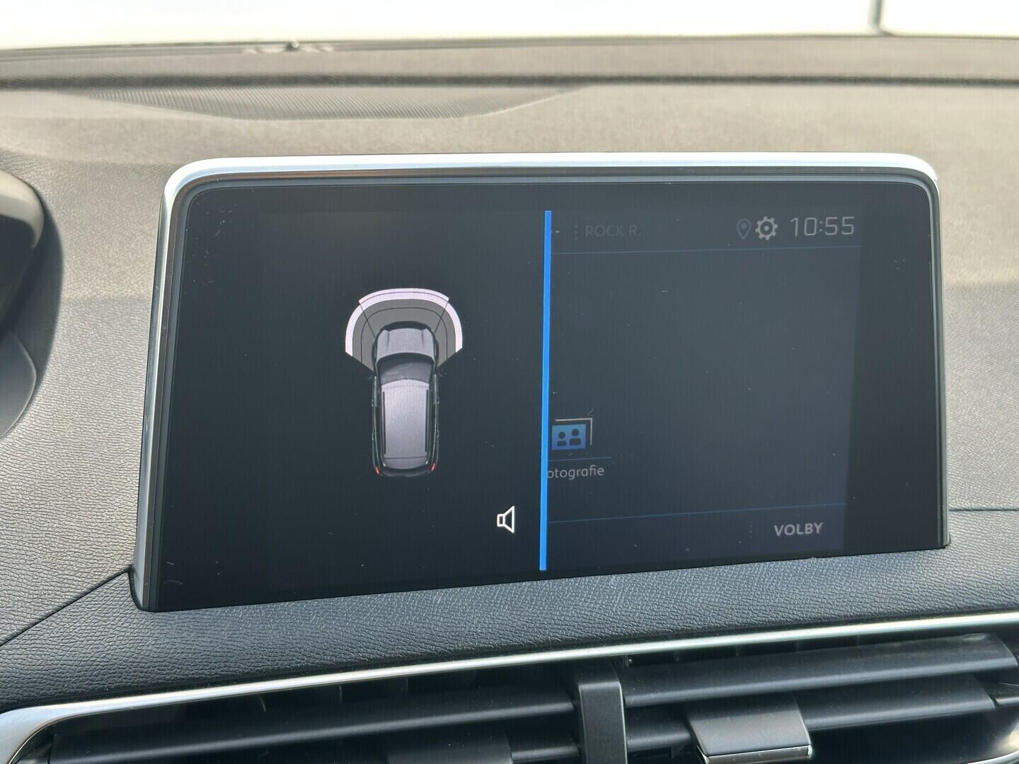 O619V07767_28.webp_3008 Allure 1.5 BlueHDi 96 kW manuál