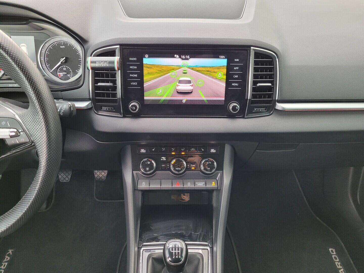 O619V07769_22.webp_KAROQ Style 2.0 TDI 110 kW automat