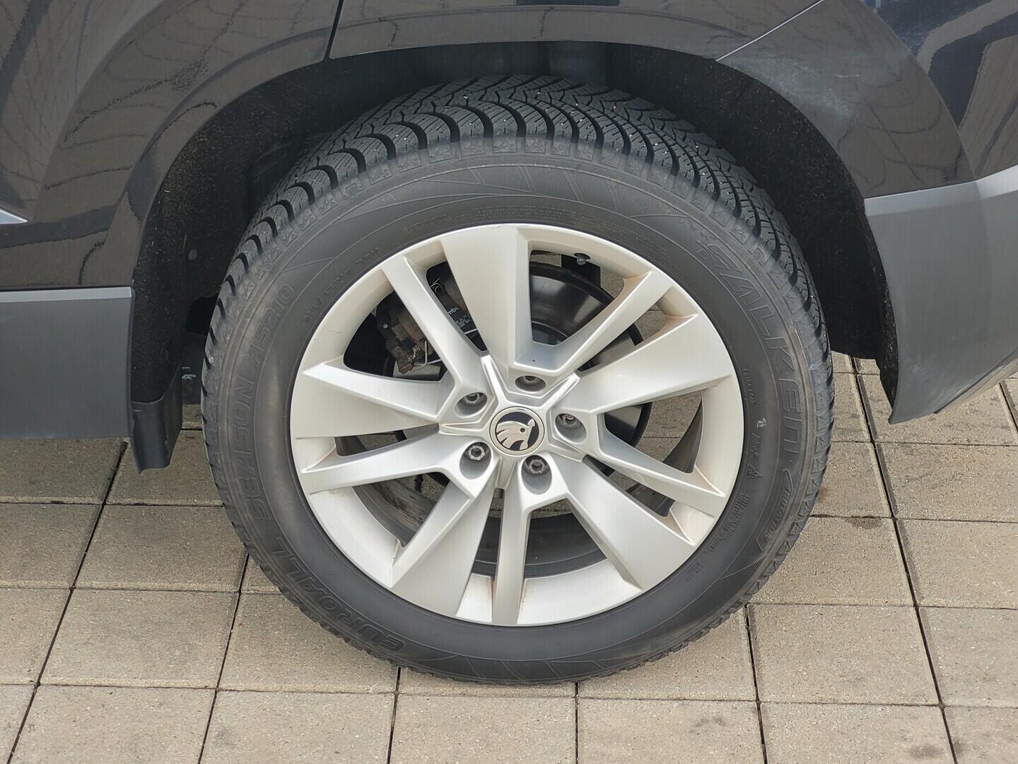 O619V07769_31.webp_KAROQ Style 2.0 TDI 110 kW automat