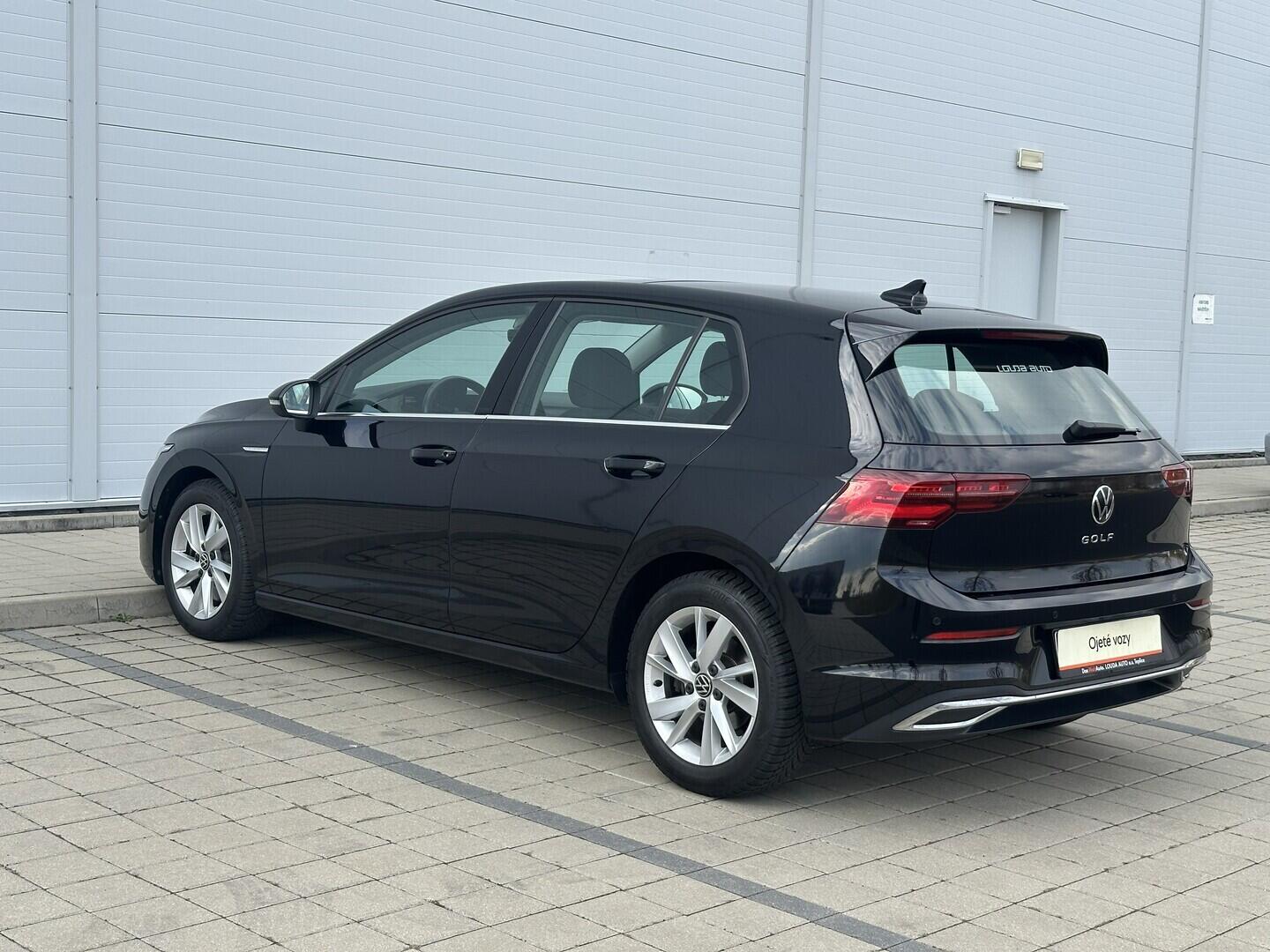 O619V07776_16.webp_GOLF Style 1.5 TSI 110 kW manuál