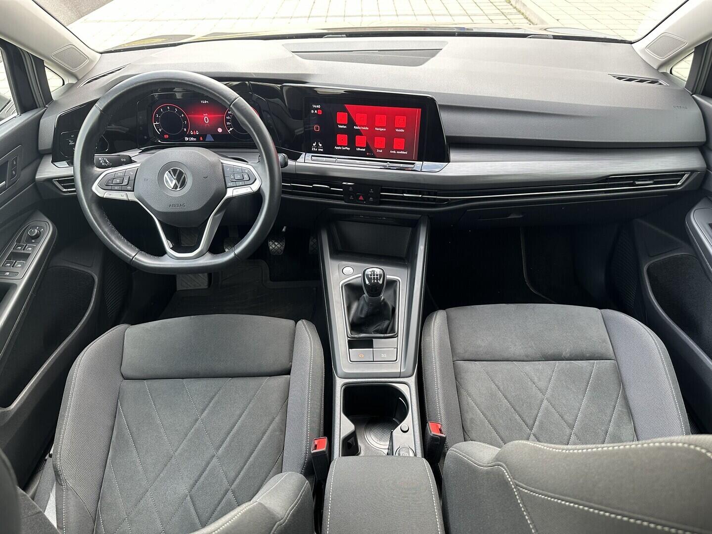 O619V07776_18.webp_GOLF Style 1.5 TSI 110 kW manuál