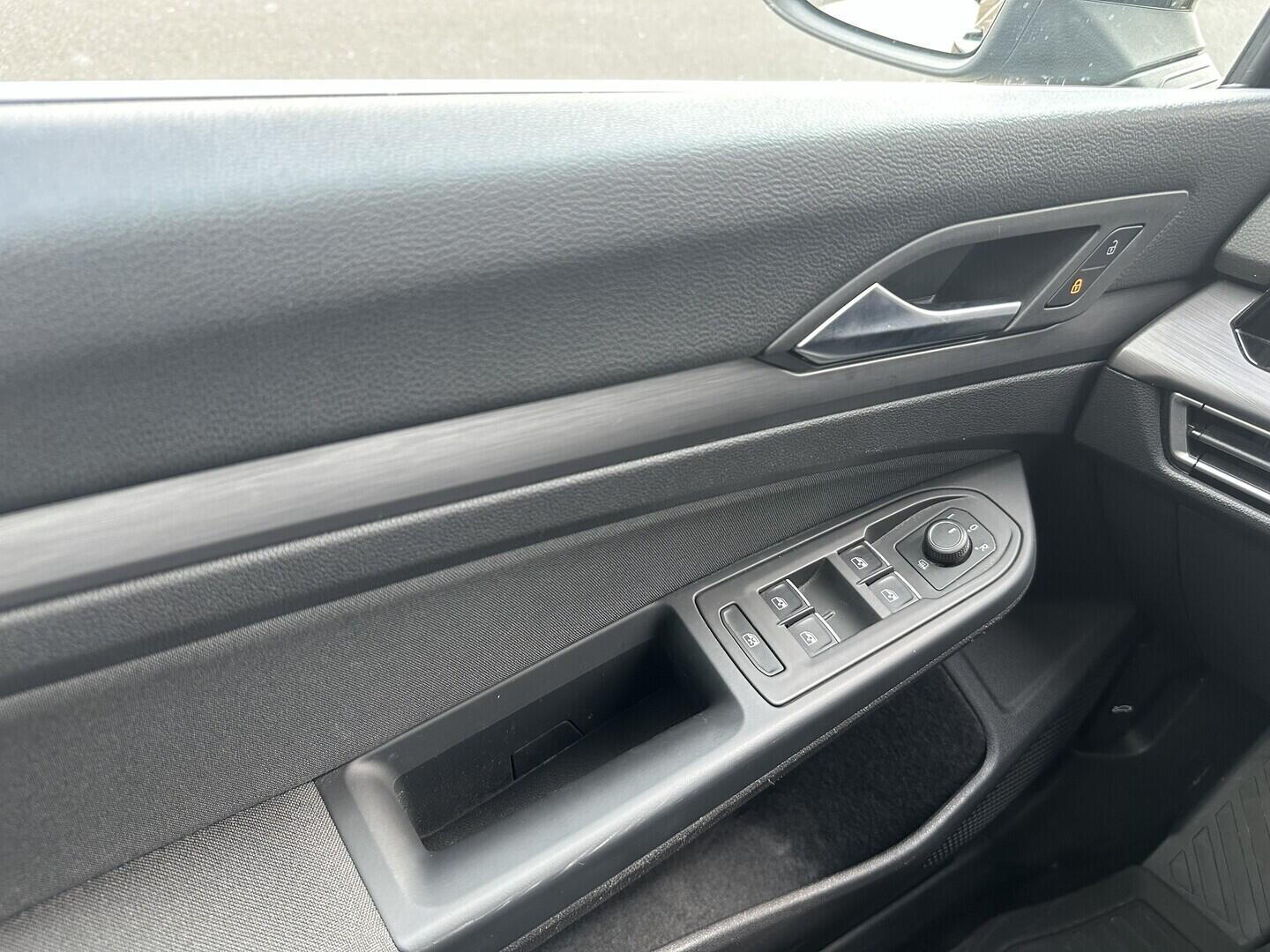 O619V07776_23.webp_GOLF Style 1.5 TSI 110 kW manuál