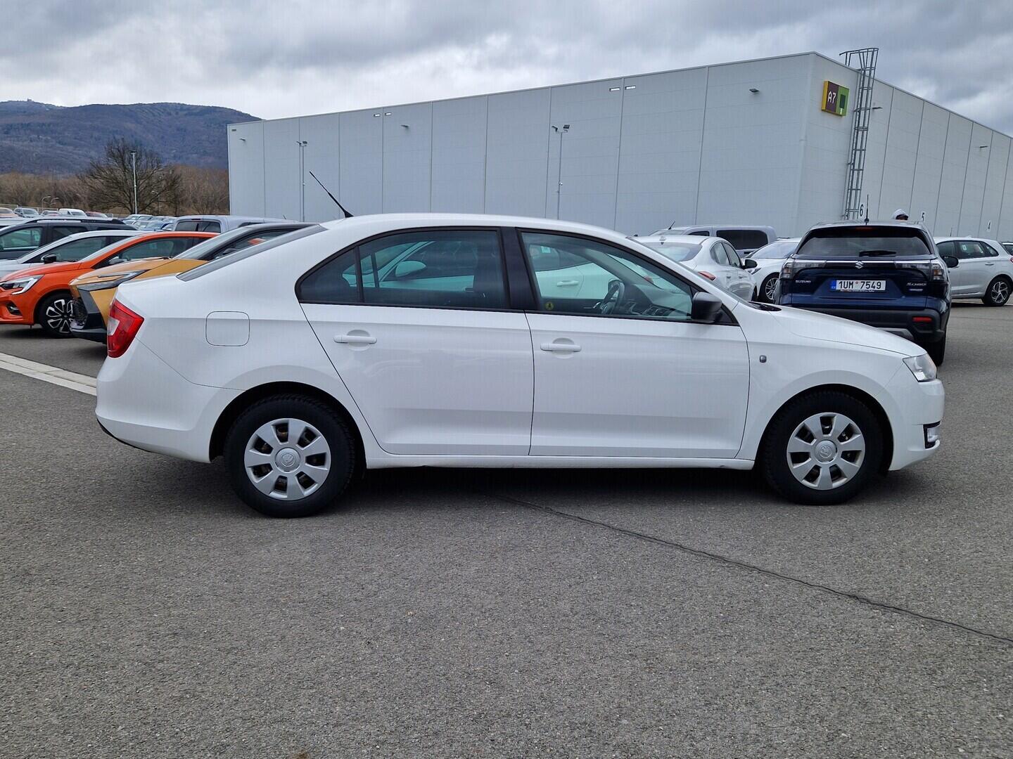 O619V07784_12.webp_RAPID Ambition 1.2 TSI 63 kW manuál