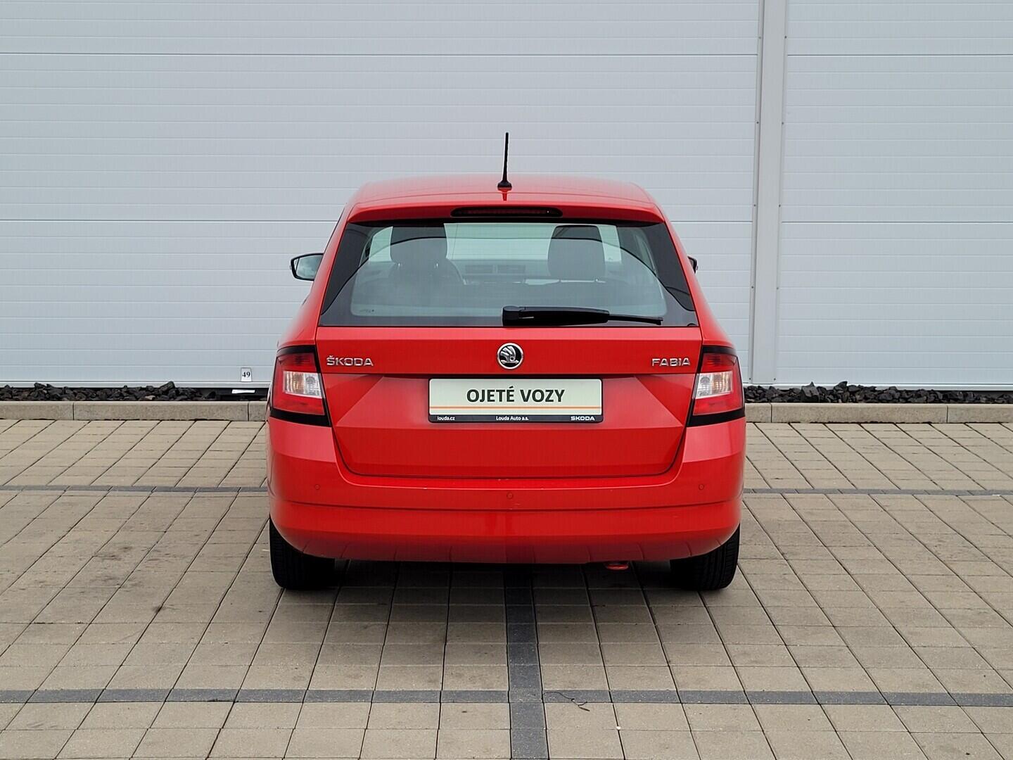 O619V07791_15.webp_FABIA Style 1.4 TDI 66 kW manuál