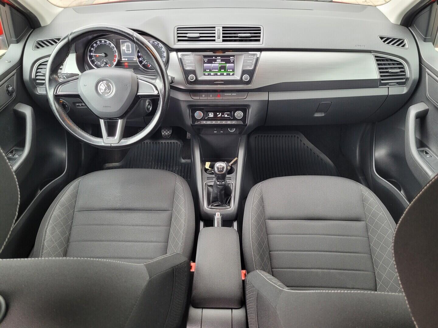 O619V07791_18.webp_FABIA Style 1.4 TDI 66 kW manuál