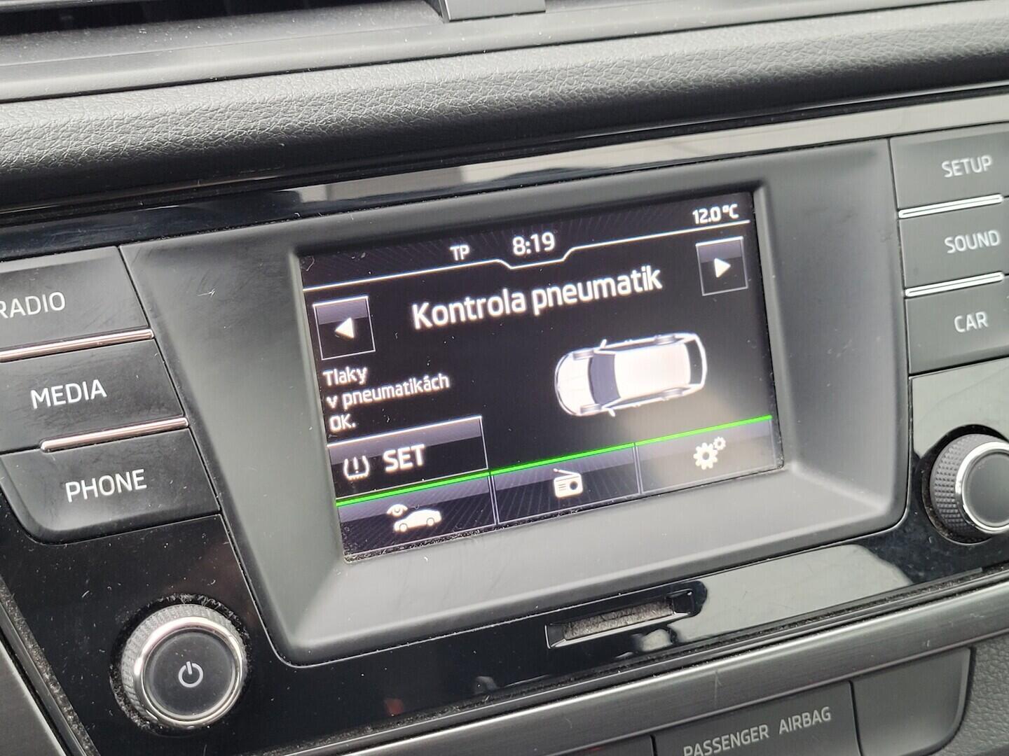 O619V07791_27.webp_FABIA Style 1.4 TDI 66 kW manuál