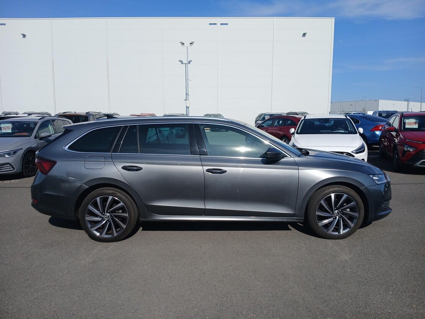 O619V07793_12.webp_OCTAVIA Style 1.4 TSI 150 kW automat