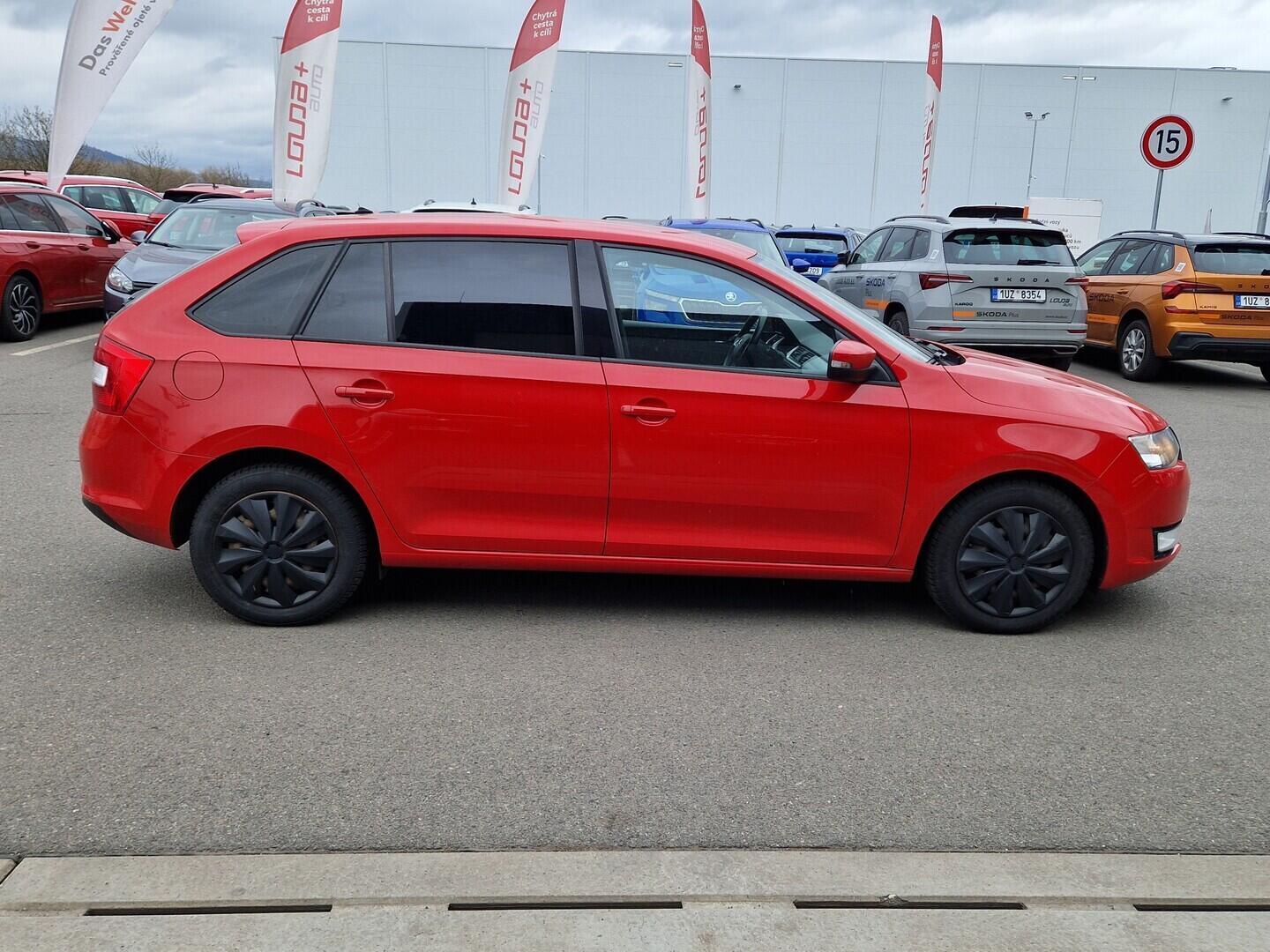 O619V07805_12.webp_RAPID Ambition 1.4 TDI 66 kW manuál