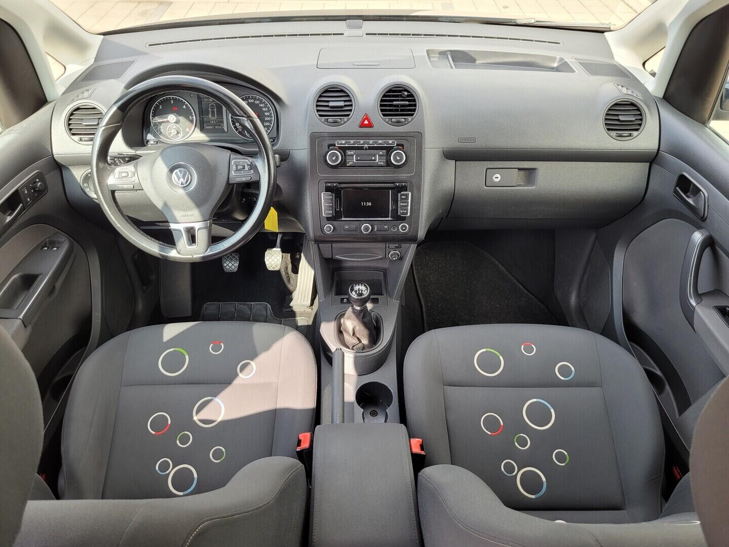 O619V07807_18.webp_CADDY  2.0 TDI 103 kW manuál, DPH