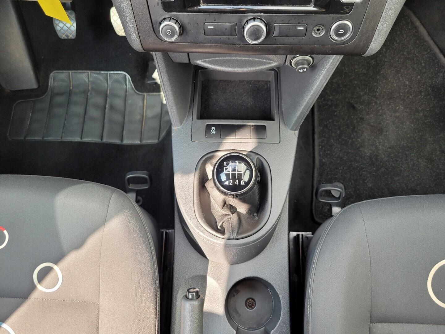 O619V07807_23.webp_CADDY  2.0 TDI 103 kW manuál, DPH