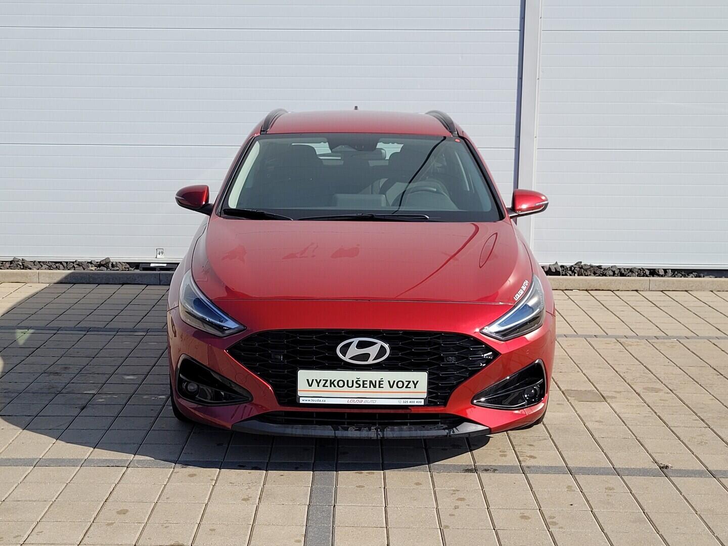 O619V07808_11.webp_I30 Smart 1.0 T-GDI 74 kW manuál, DPH