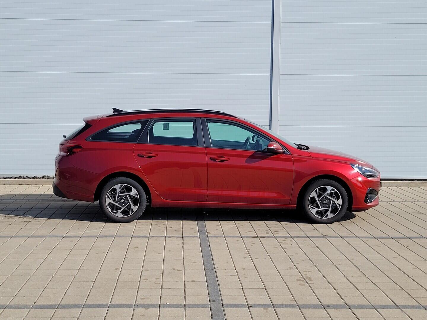 O619V07808_13.webp_I30 Smart 1.0 T-GDI 74 kW manuál, DPH