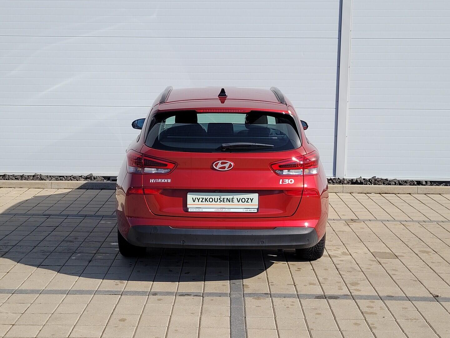 O619V07808_15.webp_I30 Smart 1.0 T-GDI 74 kW manuál, DPH