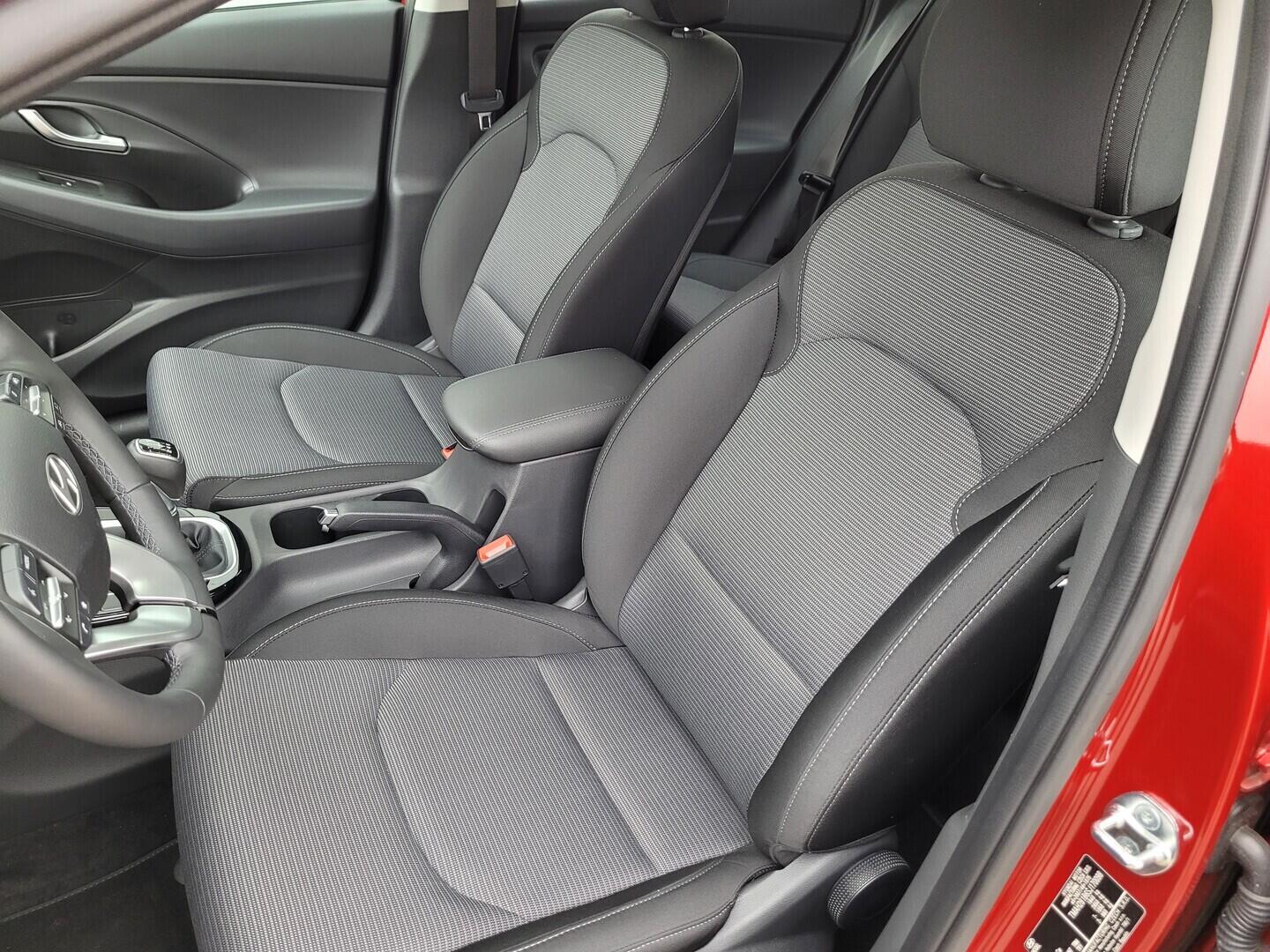 O619V07808_25.webp_I30 Smart 1.0 T-GDI 74 kW manuál, DPH