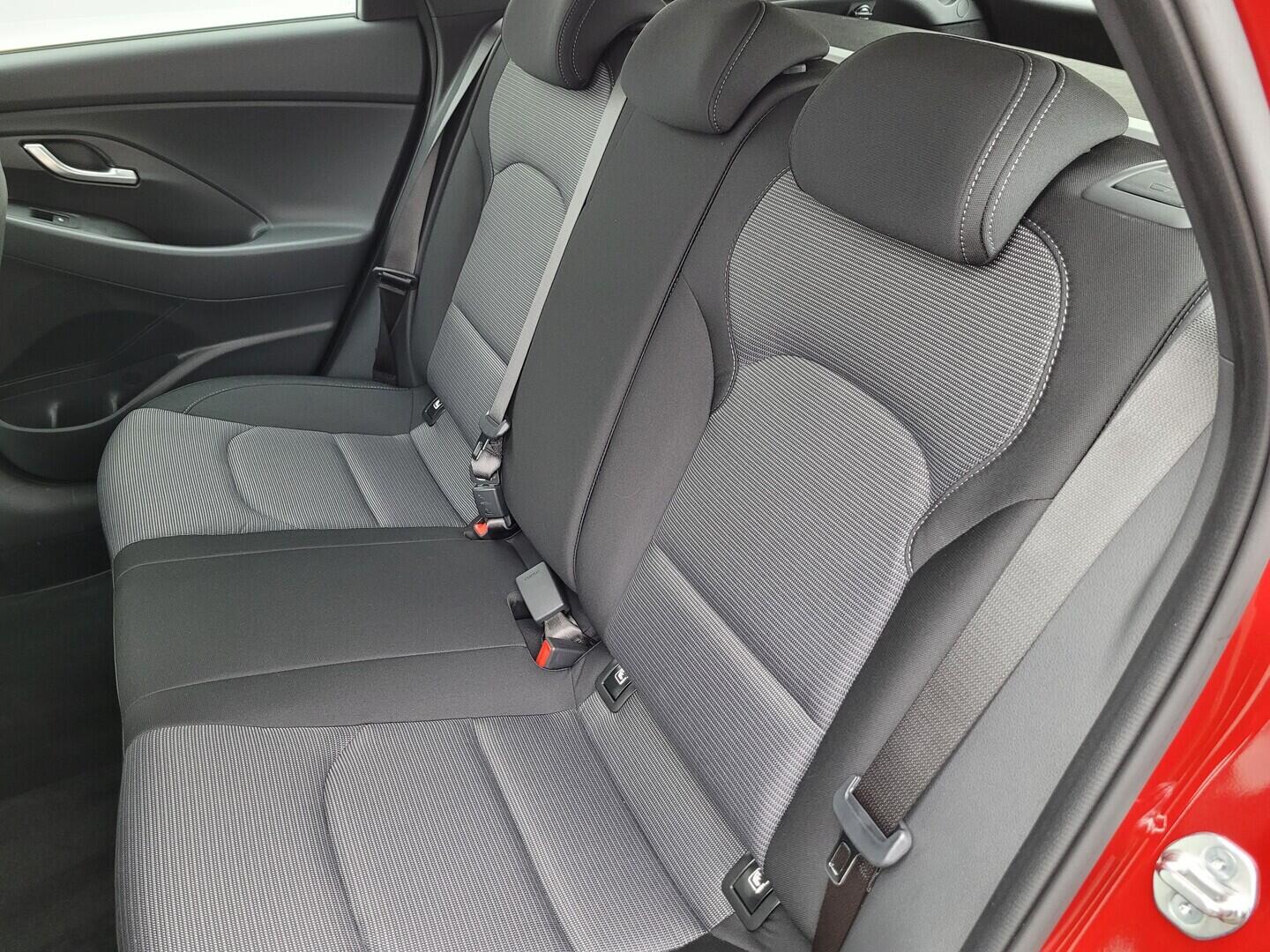 O619V07808_26.webp_I30 Smart 1.0 T-GDI 74 kW manuál, DPH