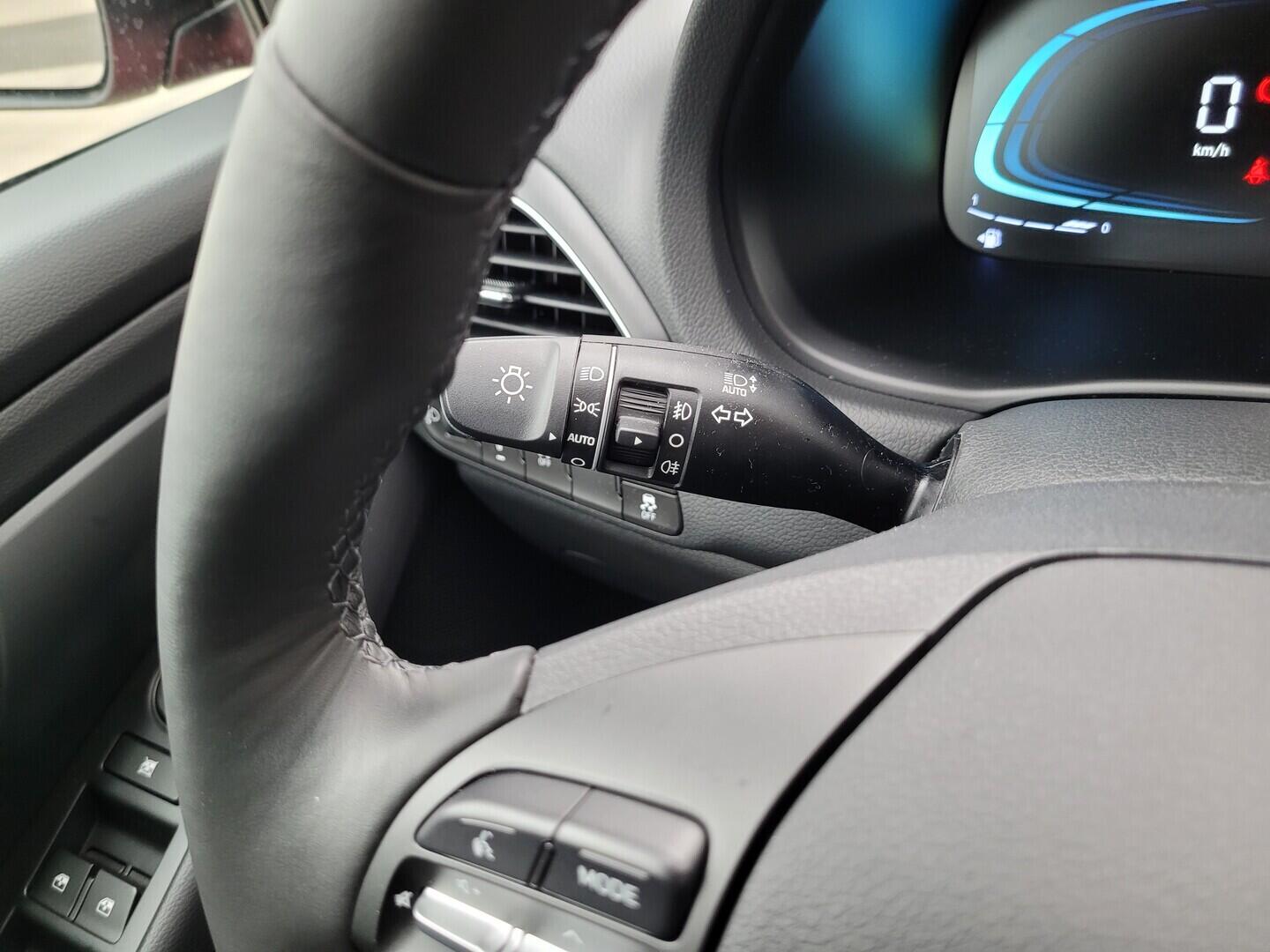 O619V07808_30.webp_I30 Smart 1.0 T-GDI 74 kW manuál, DPH