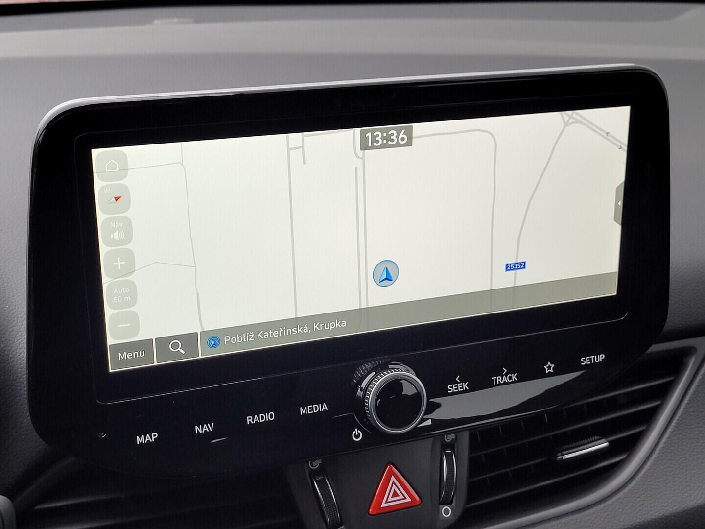 O619V07808_32.webp_I30 Smart 1.0 T-GDI 74 kW manuál, DPH