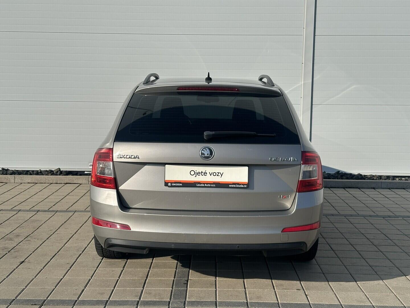 O619V07816_15.webp_OCTAVIA Elegance 2.0 TDI 110 kW manuál