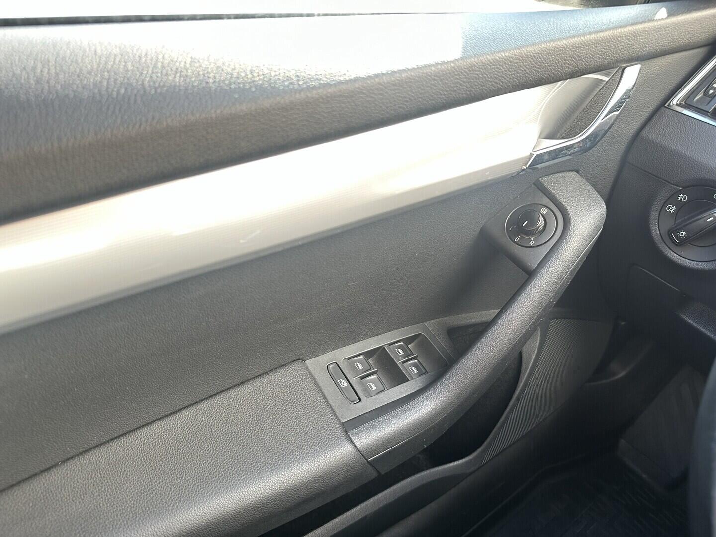 O619V07816_23.webp_OCTAVIA Elegance 2.0 TDI 110 kW manuál